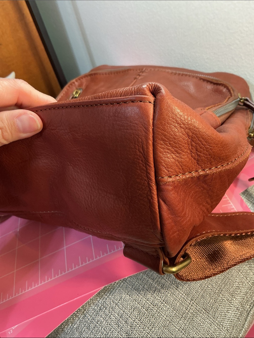American leather Co backpack - Picture 12 of 14